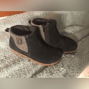 Earth Origins Aurora Jace Suede Boot